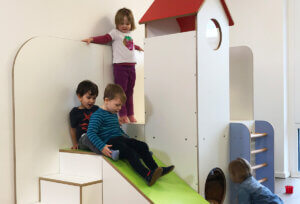 Spiellandschaft Rabaukenhaus im Kindergarten